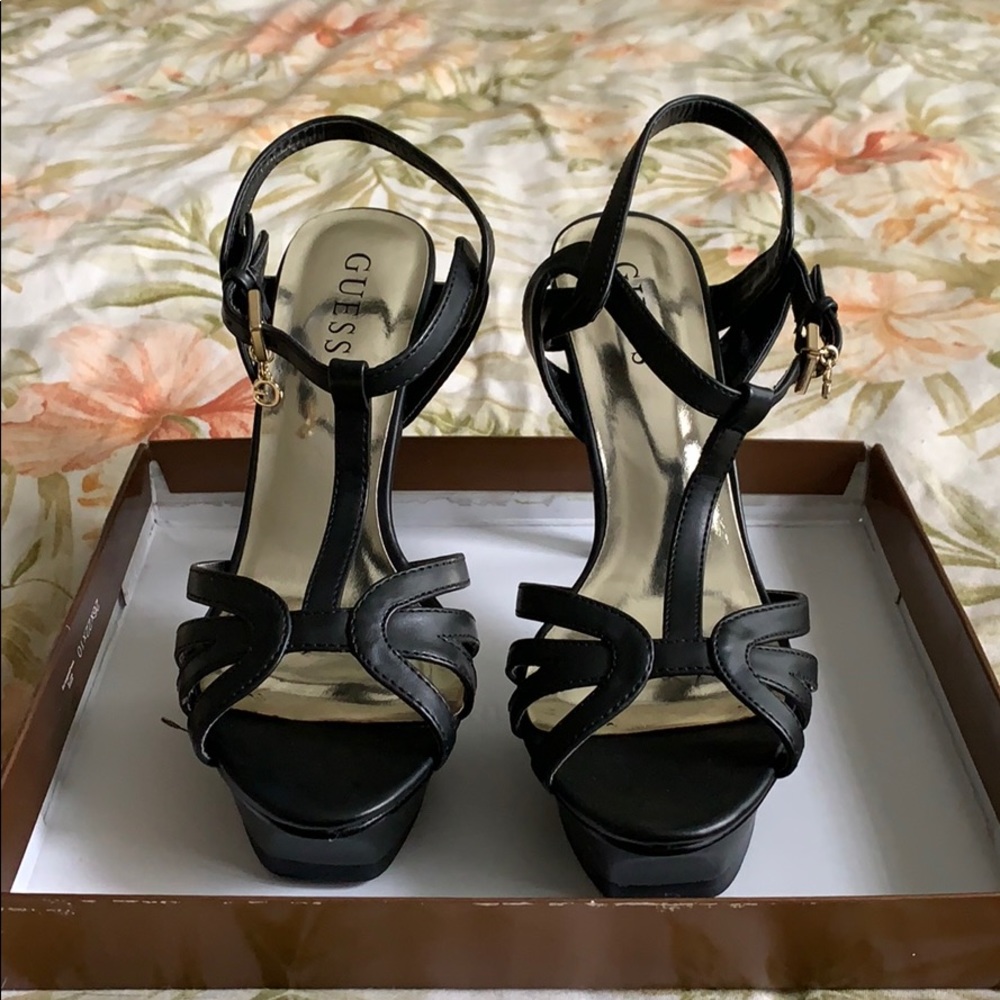 NEW black platform heels